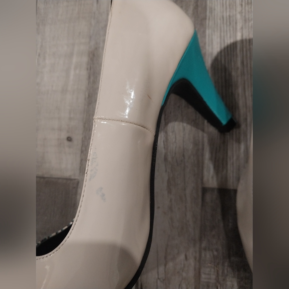 TUK heels - Picture 3 of 5